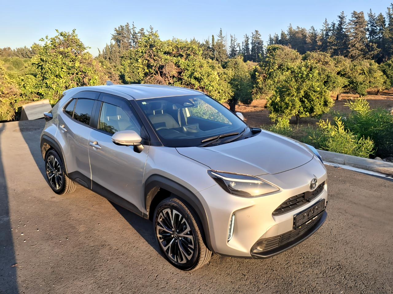 Toyota Yaris Cross 2024 Z hybrid -200 km - like new