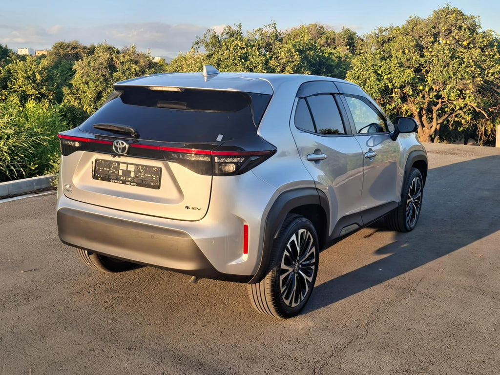 Toyota Yaris Cross 2024 Z hybrid -200 km - like new