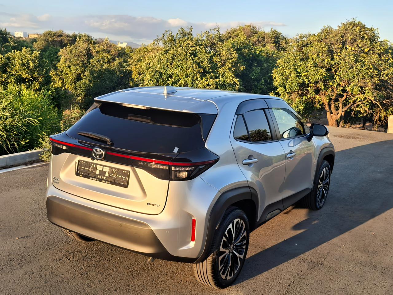 Toyota Yaris Cross 2024 Z hybrid -200 km - like new